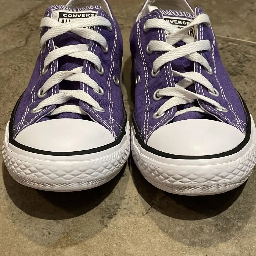 Converse Chuck Taylor All Star Purple Canvas Low Top Youth Size 2 337837F